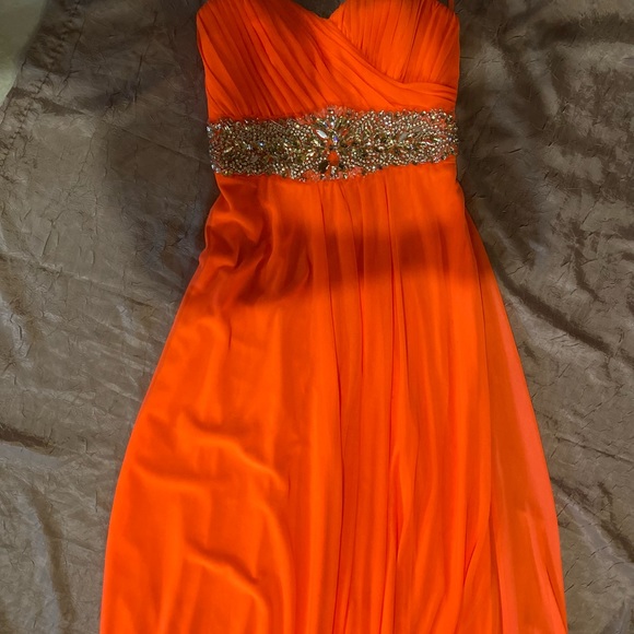 Coral strapless prom dress - Picture 4 of 4